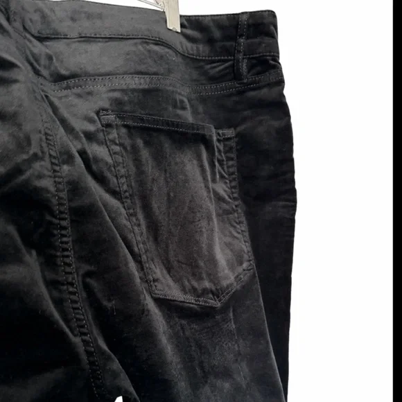 LOFT Plus Black Midrise Stretch Velour Skinny Pants size 22 NWT - Picture 12 of 16